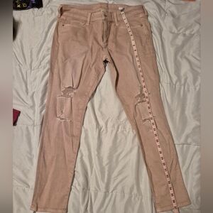 Stylish Distressed Light PinkJeans